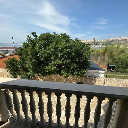 Habjan Pag Town